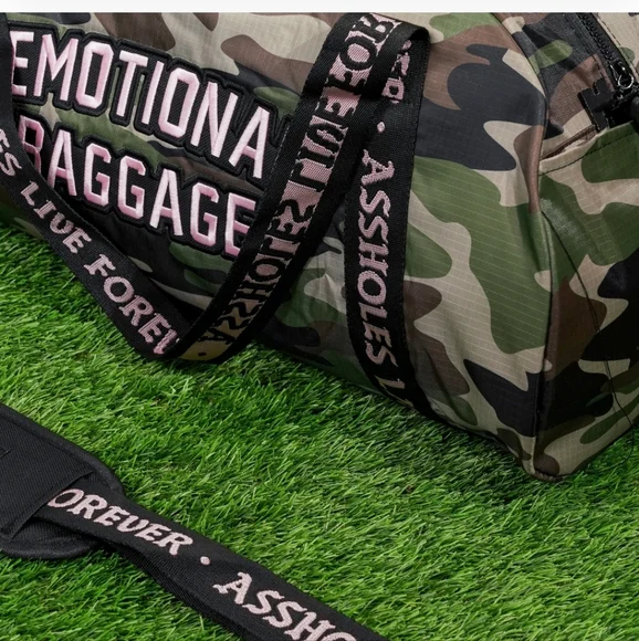 NWT Assholes Live Forever Duffle - Picture 2 of 3